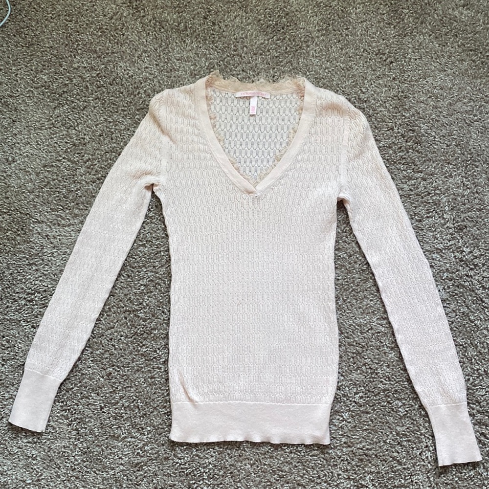 VICTORIAS SECRET LONG SLEEVE